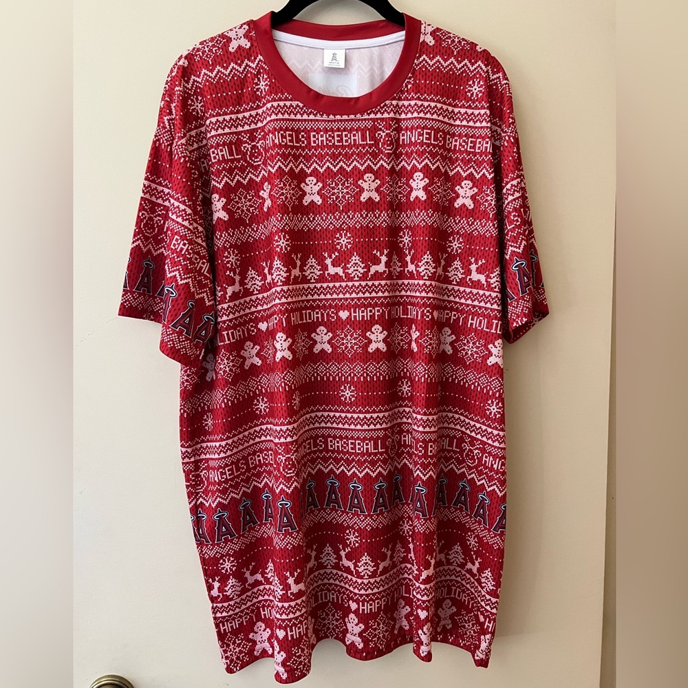Los Angeles Angels Holiday Tee